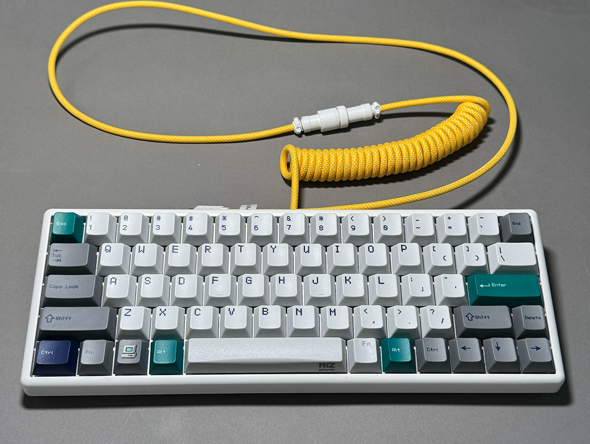 Keychronコイル式アビエイターUSBケーブル