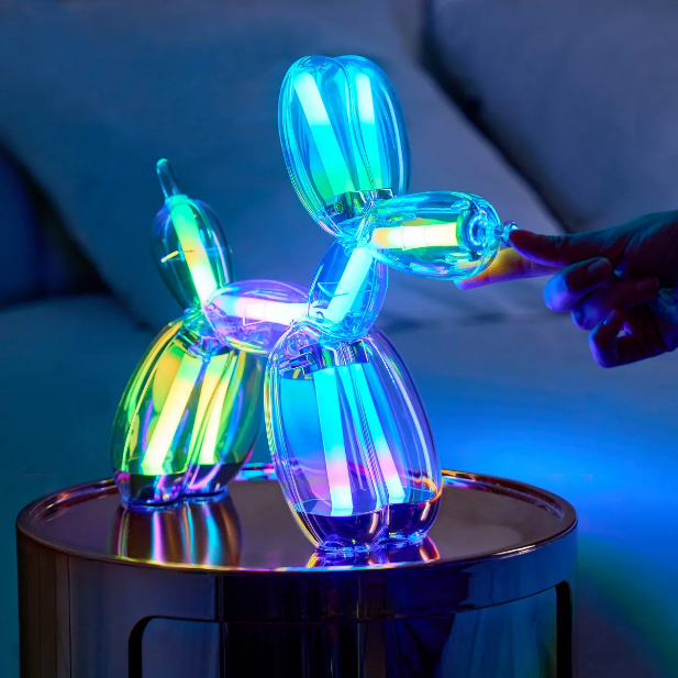 フランス発のライフスタイルブランド「Lexon」、アート・デザイン・テクノロジーを融合した「Balloon Dog」のランプとスピーカーを発売。｜jikkaiニュース