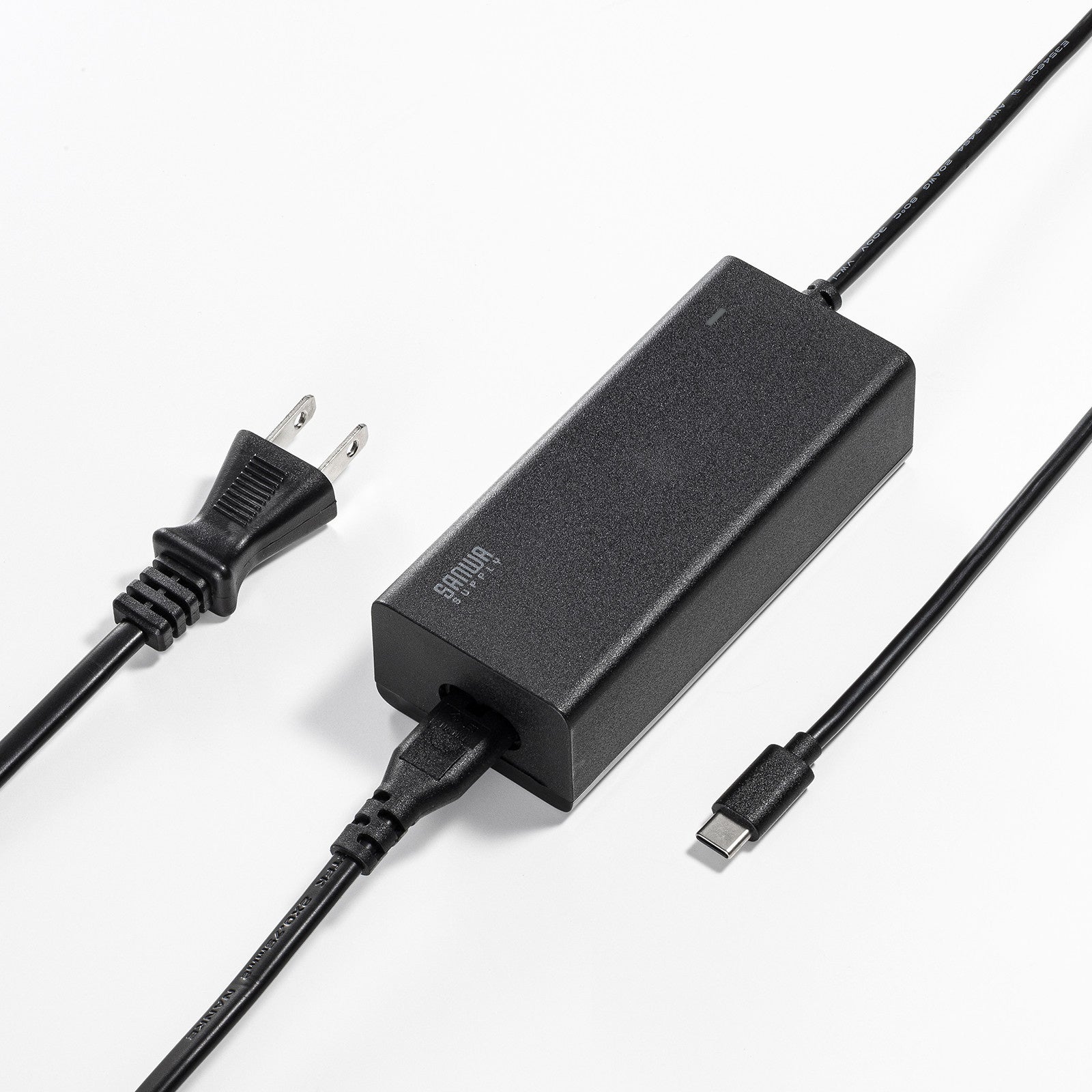 USB PD最大65W給電、ゆったり使える3mのAC電源コード型USB充電器を発売